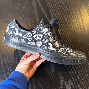 Converse Chuck 70 LA City Low Top Custom Black Print Skulls Roses